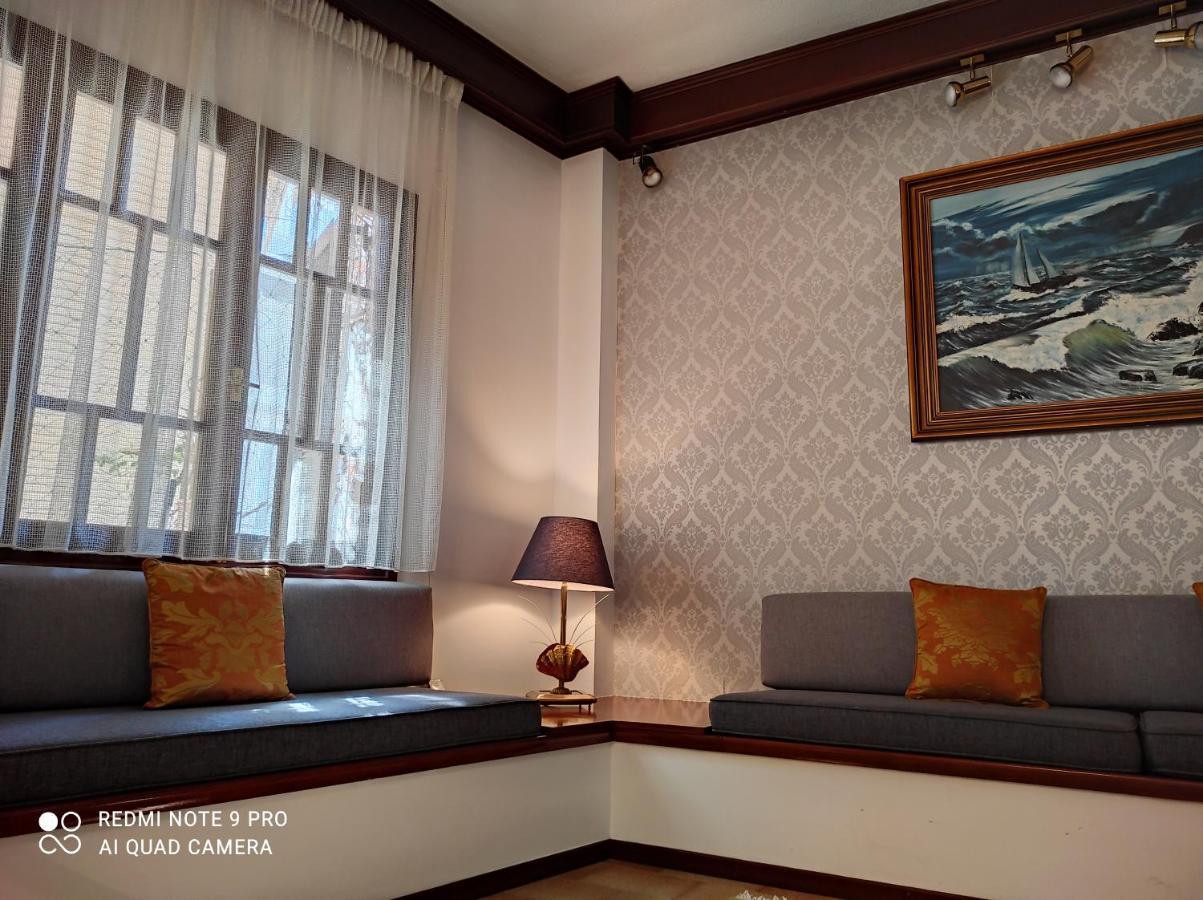 Johnny'S Loft Agrinio Exterior foto